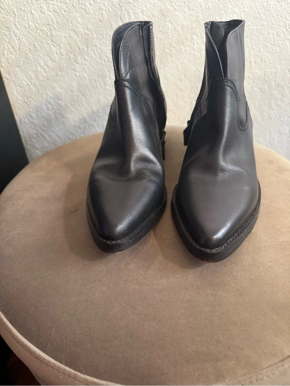 Vintage Foundry Co. Arielle VFL 175 Black Leather Western Ankle Boots 8.5